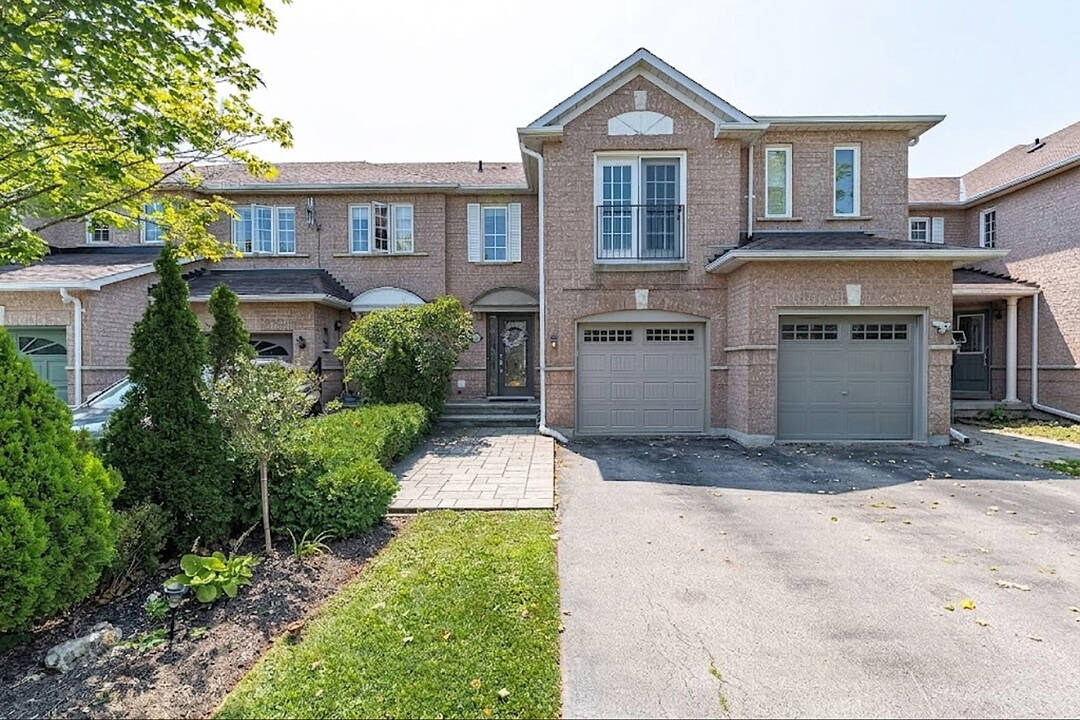339 Ravineview Way, Oakville, Ontario