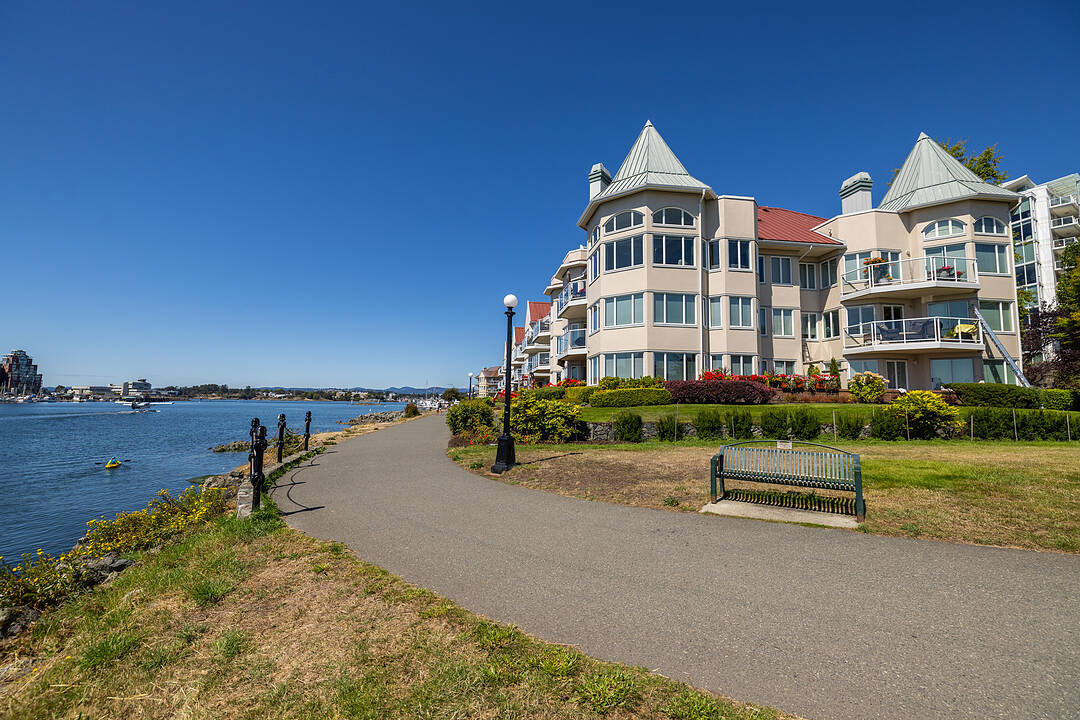 209-55 Songhees Road, Victoria, British Columbia