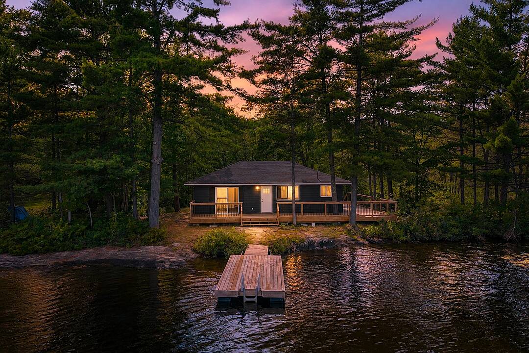 1055 West Bank Drive #COTTAGE, Gravenhurst, Ontario