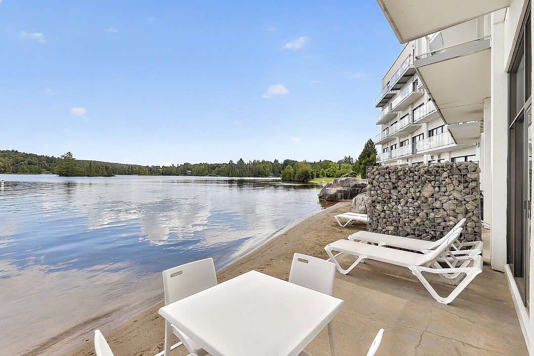 39 Ch. Fridolin-Simard, Apt. 106, Estérel, Québec