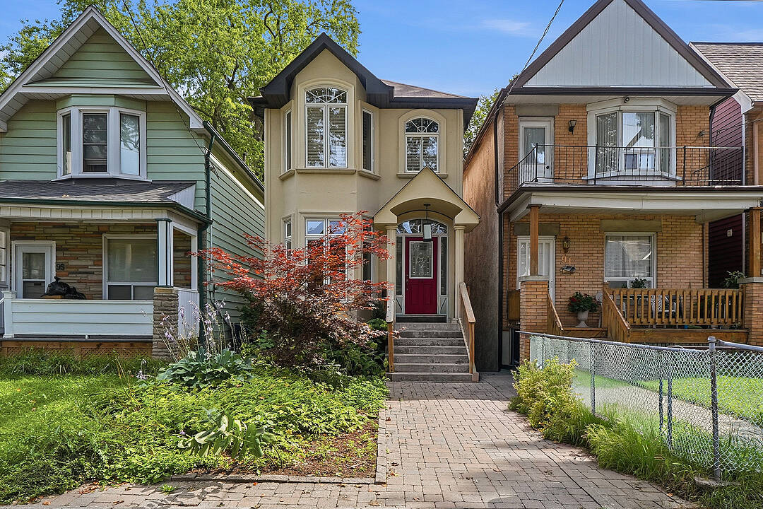 93 Eaton Ave, Toronto, Ontario