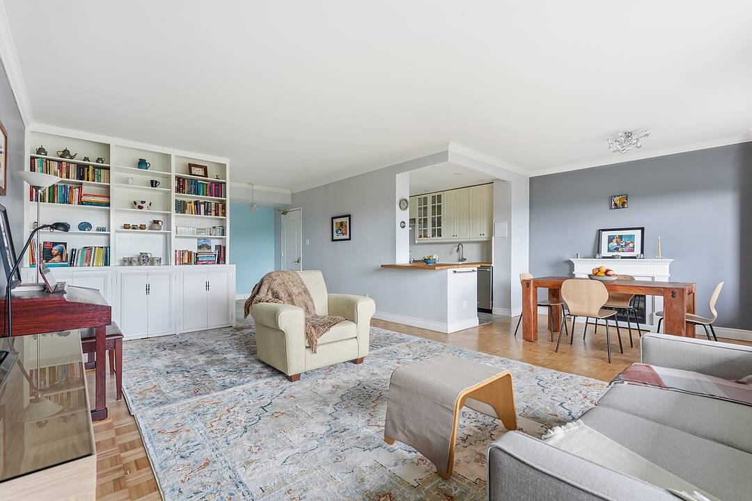 21 Dale Ave #947, Toronto, Ontario