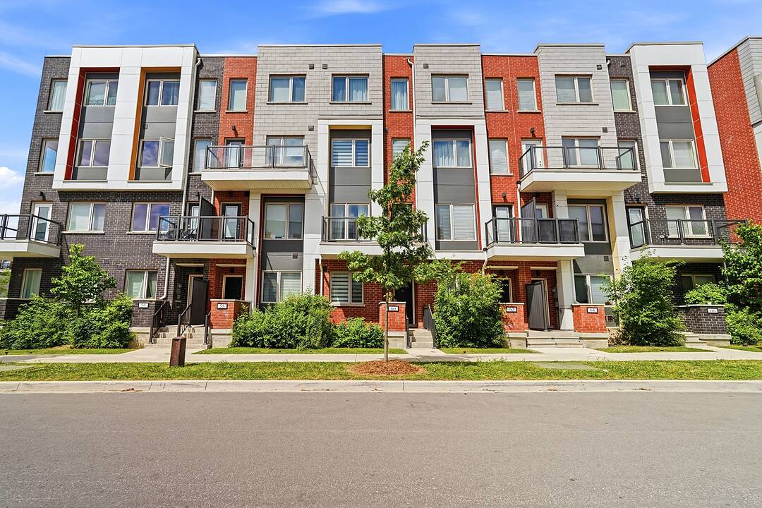 60 William Duncan Rd, Toronto, Ontario