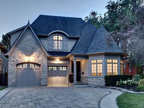 32 Oakwood Ave S, Mississauga