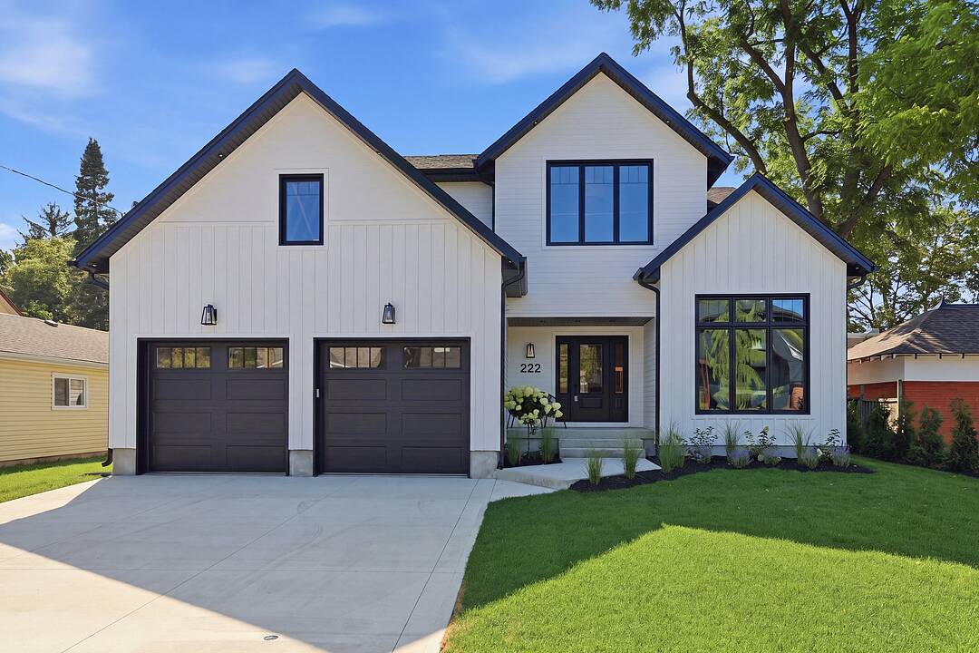 222 Oak Street, Collingwood, Ontario