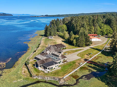 340 Berray Road, Fanny Bay