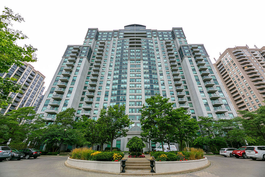 188 Doris Ave #214, Toronto, Ontario