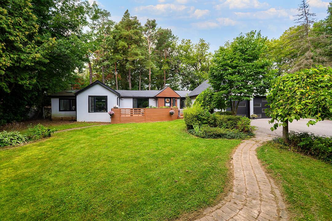 38 Hilltop Blvd, Whitchurch-Stouffville, Ontario