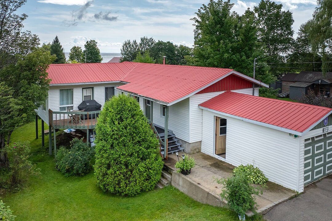 1123 Rue Principale, Petite-Rivière-Saint-François, Québec