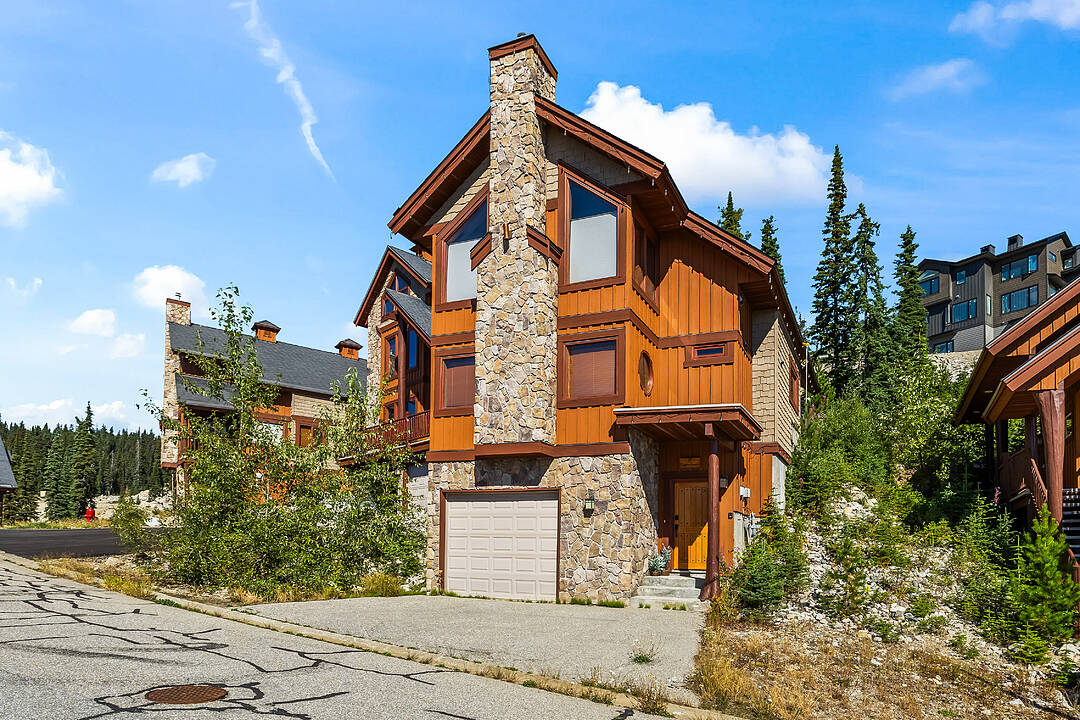 90 Forest Lane, Big White, British Columbia