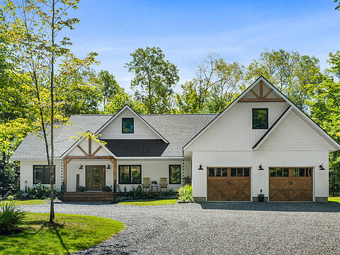 187 Bay Lake Road, Perry