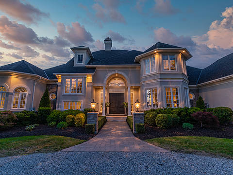 1010 Lakeshore Road West, St. Catharines