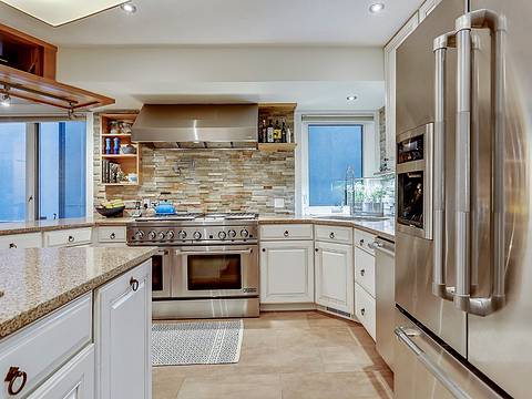 3815 18 Street SW, Calgary