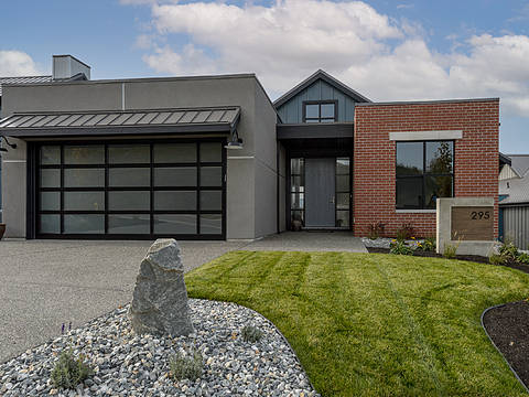 295 Grange Drive, Vernon