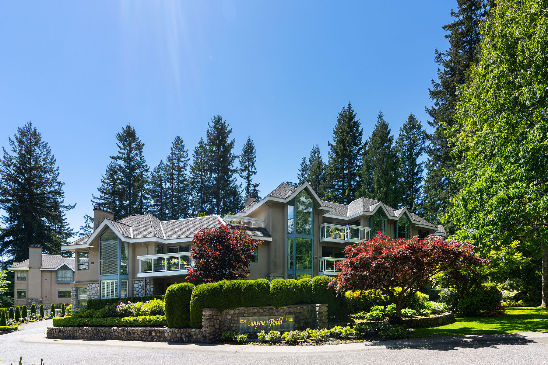 201 3288 Capilano Crescent, North Vancouver, British Columbia Sotheby