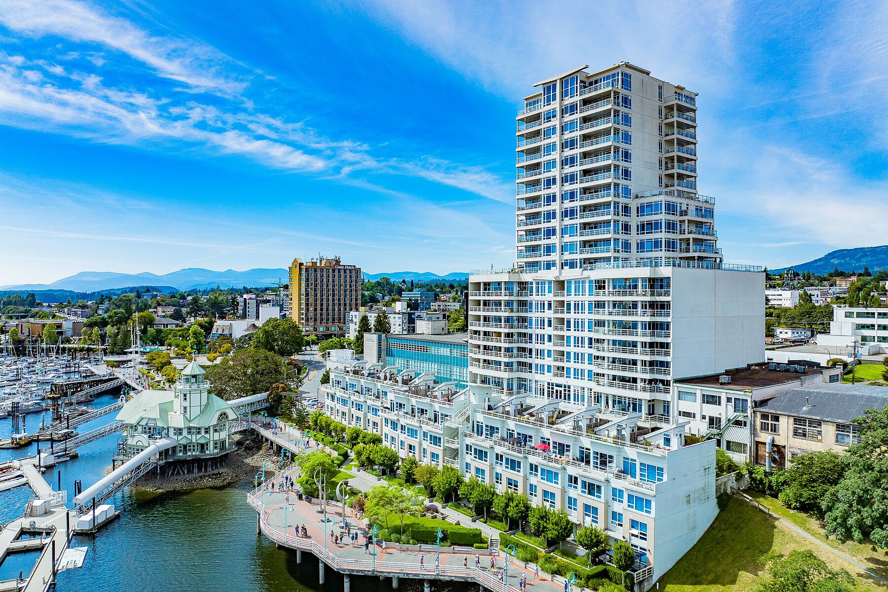 TH2 38 Front Street, Nanaimo, British Columbia Sotheby's